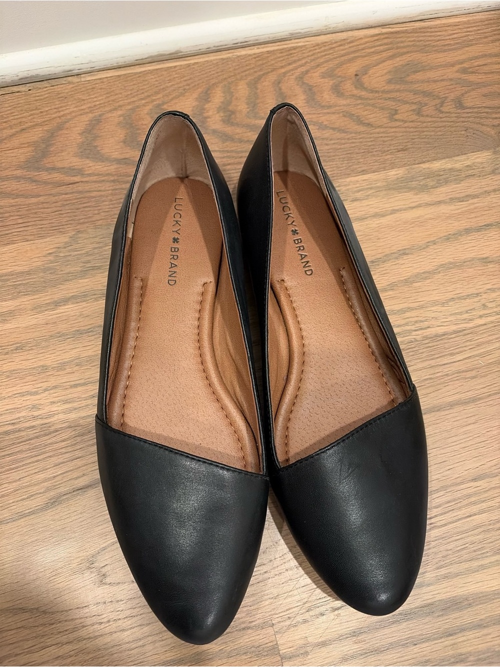 Lucky Brand Black Pointed-Toe Women's Flats